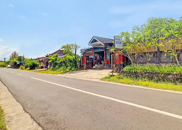 O Sekar Jagat Near Pantai Baluk Rening ホテル ネガラ