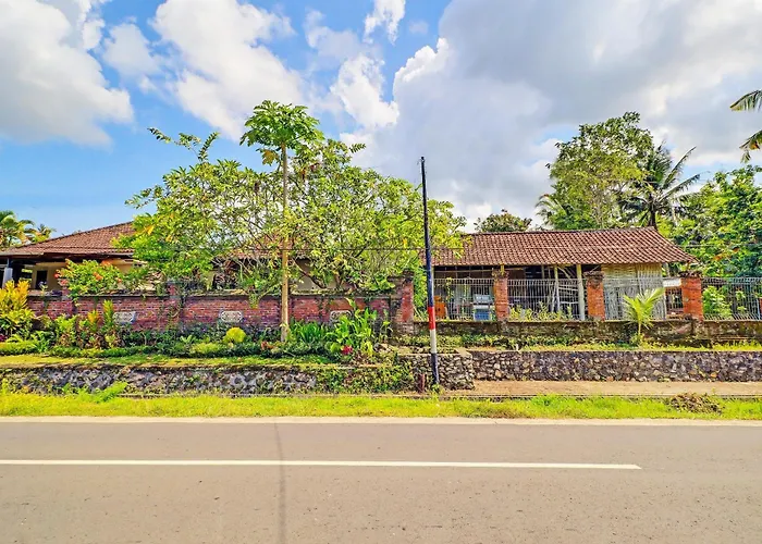 O Sekar Jagat Near Pantai Baluk Rening Hotel Negara (Bali)