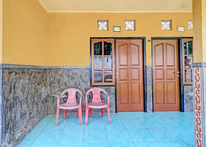 ホテル O Sekar Jagat Near Pantai Baluk Rening ネガラ
