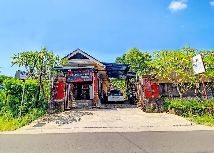 O Sekar Jagat Near Pantai Baluk Rening ホテル 2*